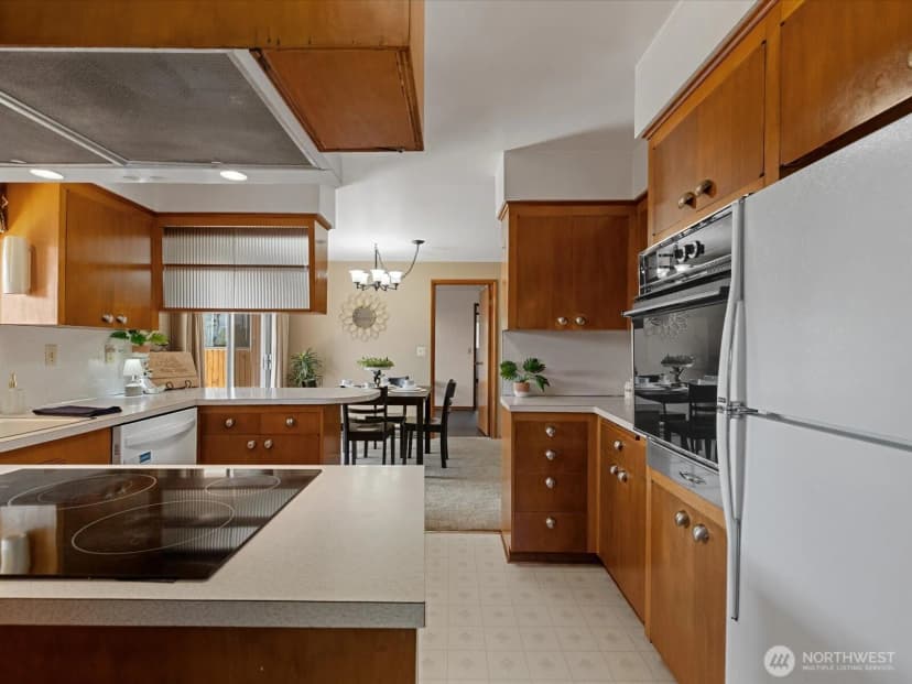 Property photo for 4507 Rucker Avenue, Everett photo 17