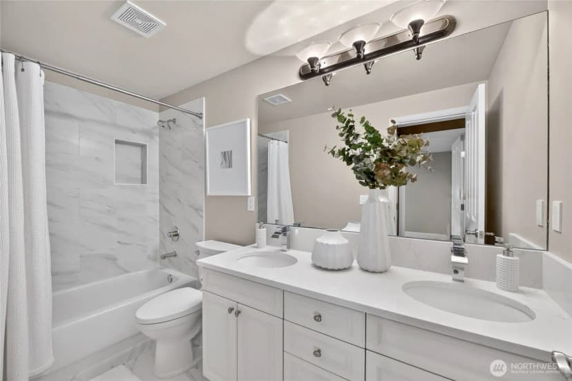 Property photo for 25817 Ne 4th Place, Sammamish photo 27