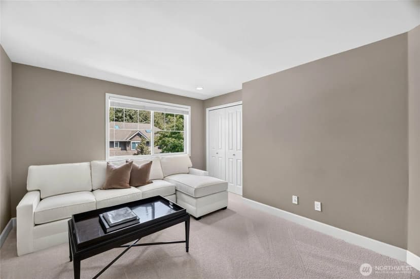 Property photo for 25817 Ne 4th Place, Sammamish photo 24