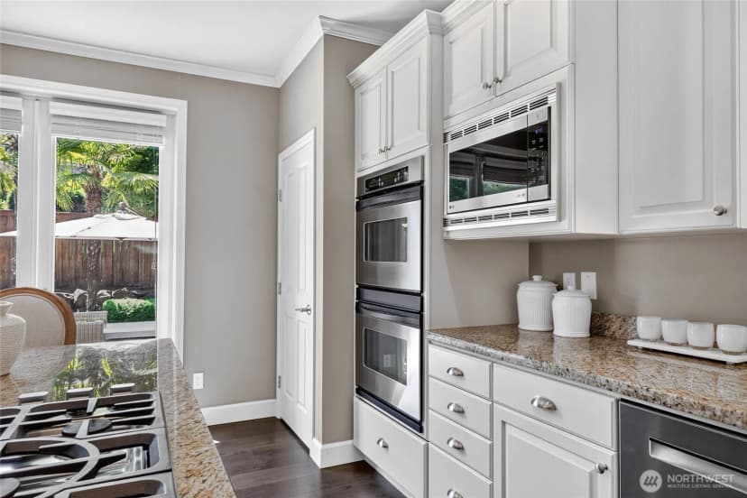Property photo for 25817 Ne 4th Place, Sammamish photo 10