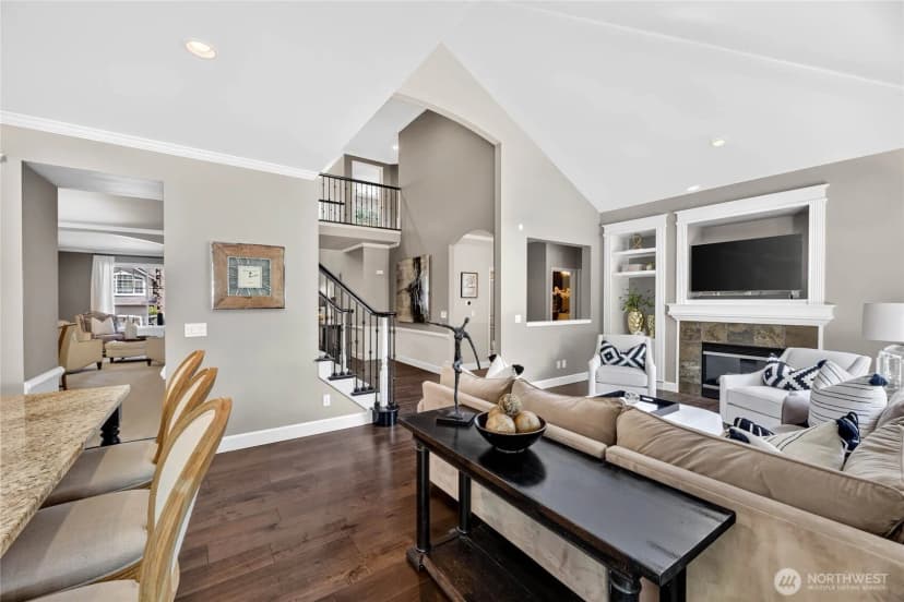 Property photo for 25817 Ne 4th Place, Sammamish photo 12