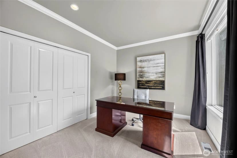 Property photo for 25817 Ne 4th Place, Sammamish photo 18