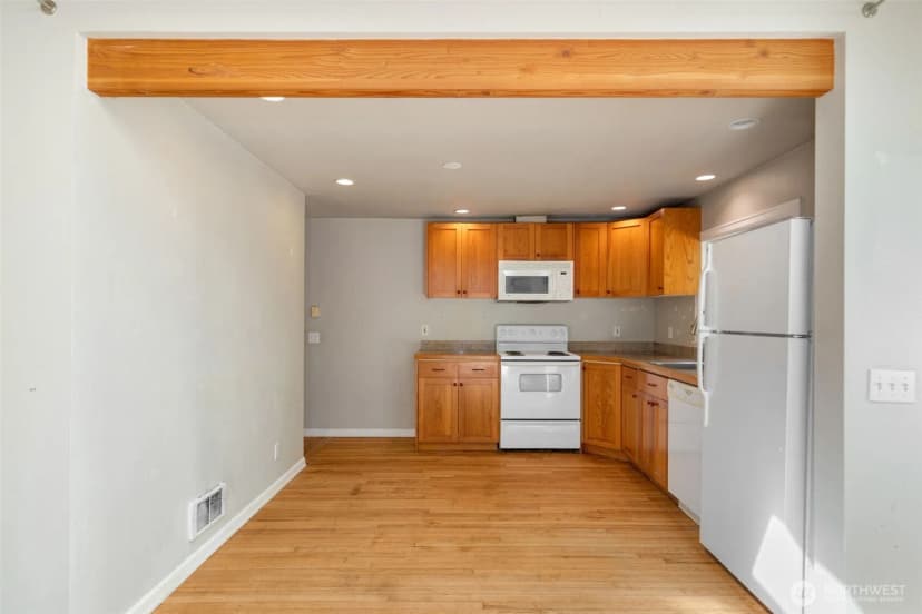 Property photo for 18833 Ne 143rd Street, Woodinville photo 8
