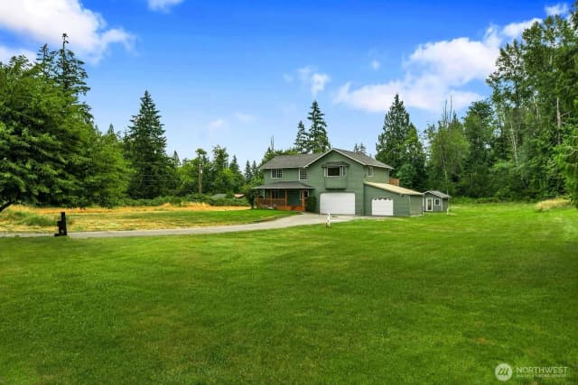 Property photo for 626 212th Street Nw, Arlington photo 3