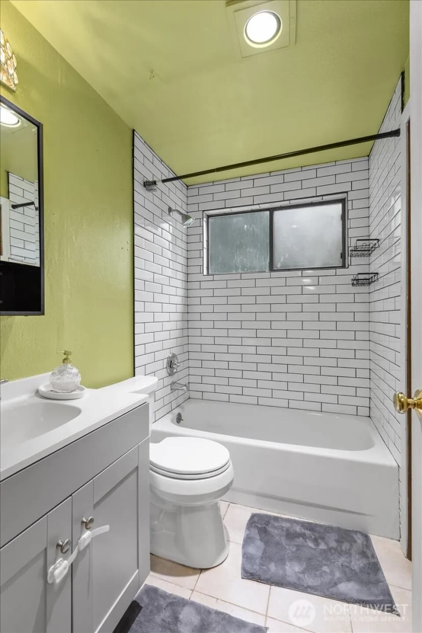 Property photo for 12906 8th Avenue W #f102, Everett photo 18