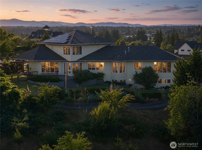 Property photo for 2306 Glen Kerry Court Se, Olympia photo 2