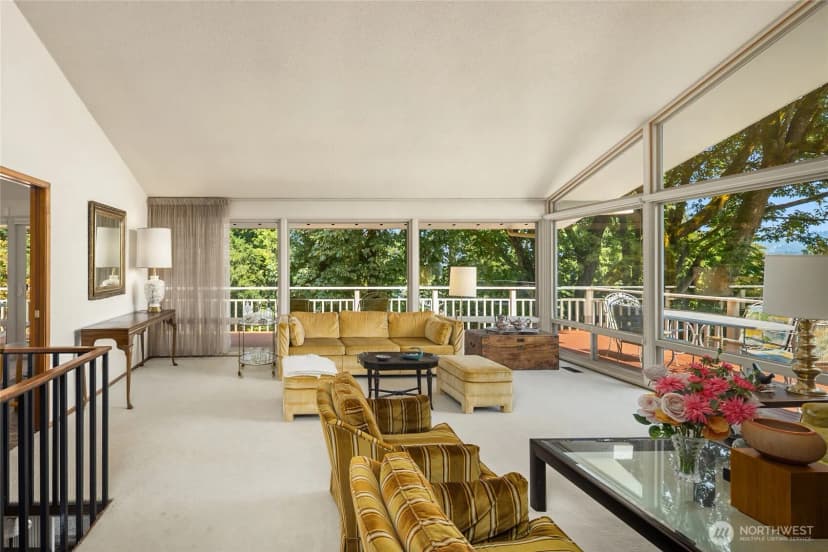 Property photo for 9226 Se 60th Street, Mercer Island photo 6