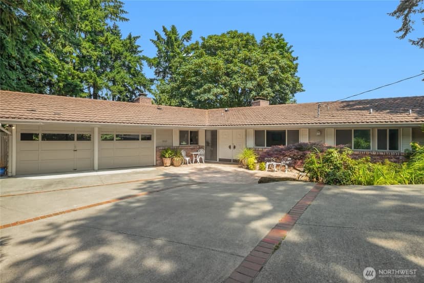 Property photo for 9226 Se 60th Street, Mercer Island photo 40