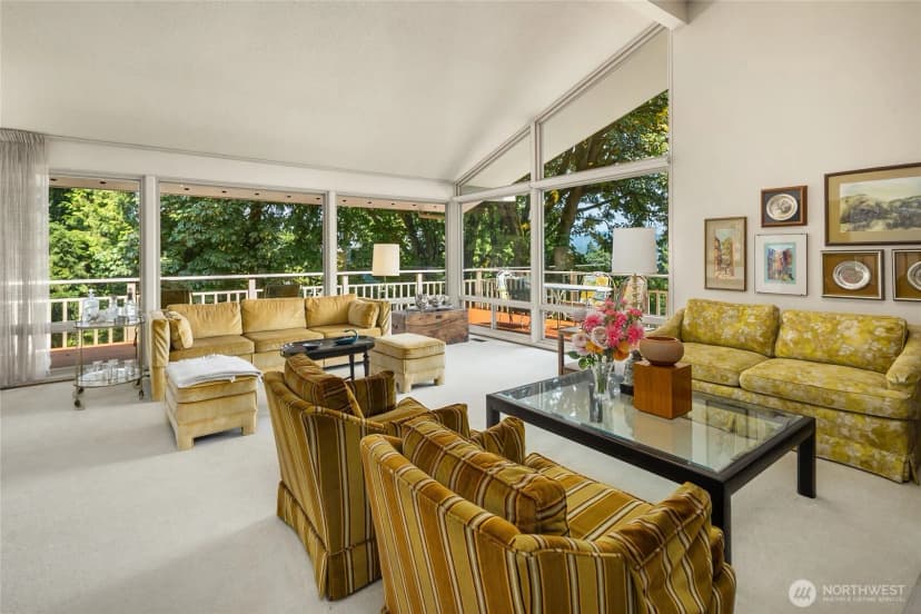 Property photo for 9226 Se 60th Street, Mercer Island photo 8