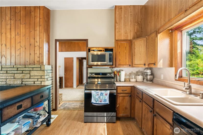 Property photo for 1814 S Forrest Street, Westport photo 14