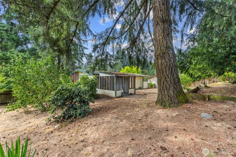 Property photo for 11117 Northstar Way Sw, Lakewood photo 34