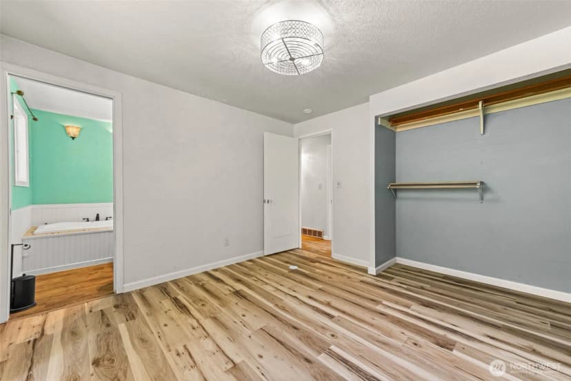 Property photo for 11117 Northstar Way Sw, Lakewood photo 23