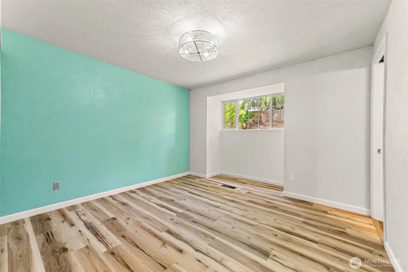Property photo for 11117 Northstar Way Sw, Lakewood photo 21