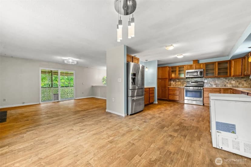 Property photo for 11117 Northstar Way Sw, Lakewood photo 14