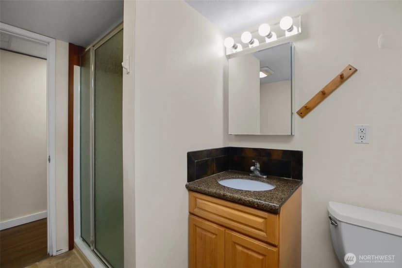 Property photo for 21903 82nd Place W, Edmonds photo 4