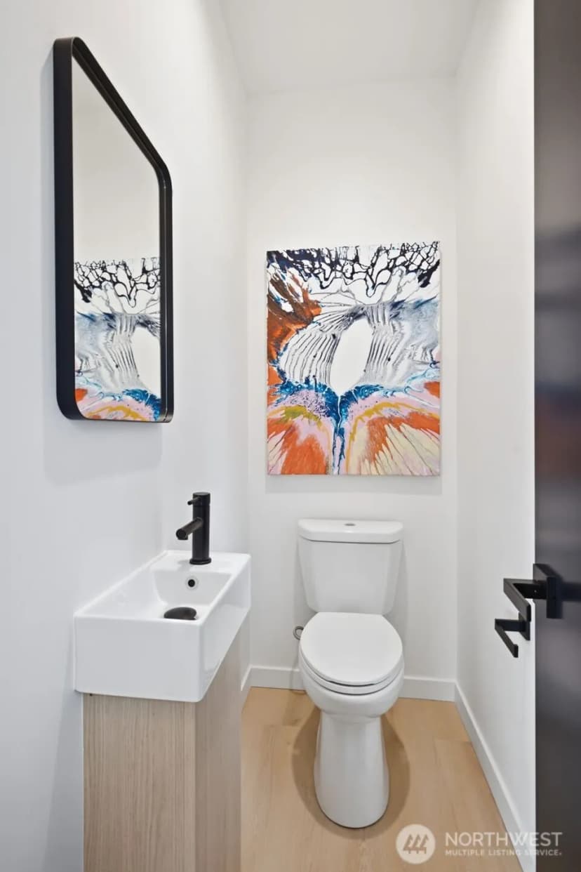 Property photo for 4521 35th Avenue S, Seattle photo 13