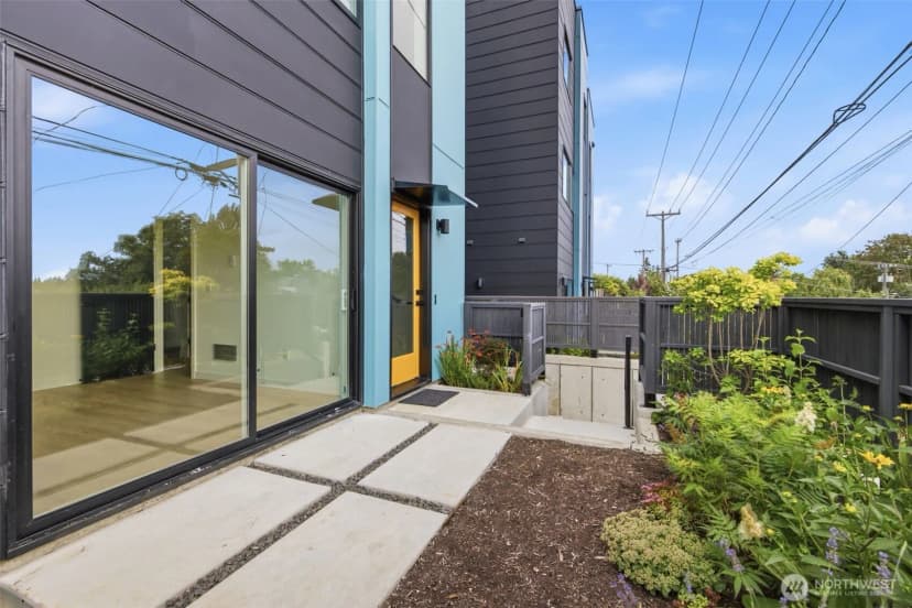 Property photo for 4521 35th Avenue S, Seattle photo 23