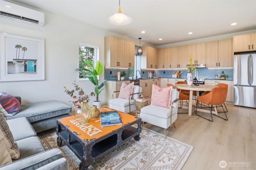 Property photo for 4521 35th Avenue S, Seattle photo 8