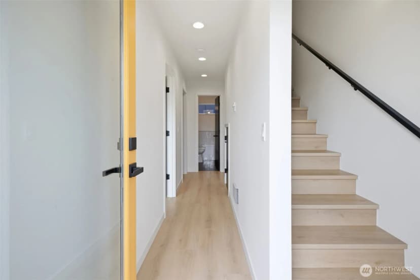 Property photo for 4521 35th Avenue S, Seattle photo 24
