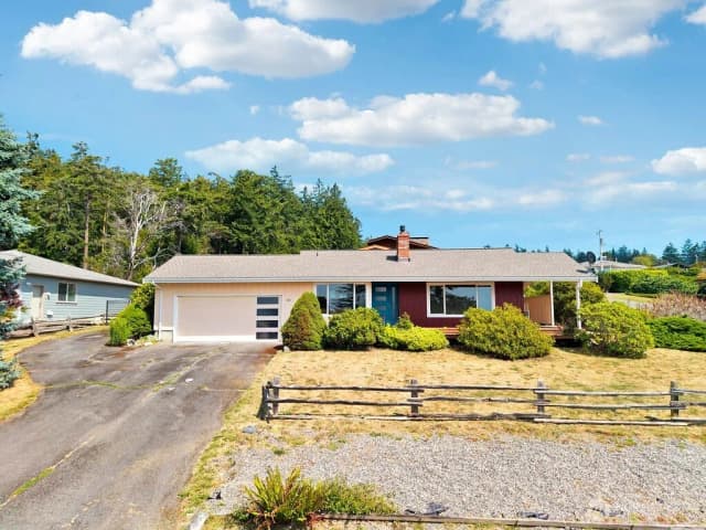 Property photo for 320 N Palmer Drive, Port Townsend photo 3