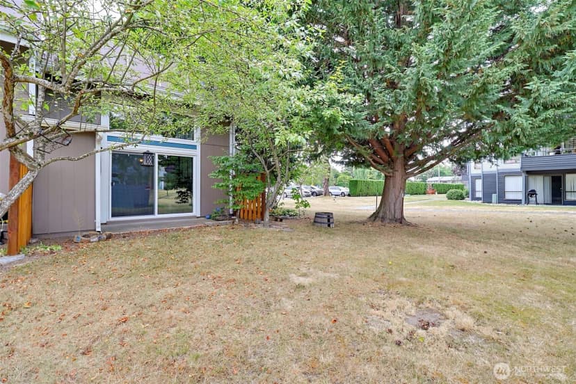 Property photo for 25209 108th Avenue Se #l1, Kent photo 24