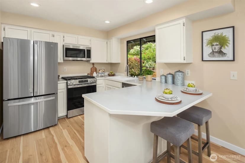 Property photo for 6560 81st Avenue Se, Mercer Island photo 13