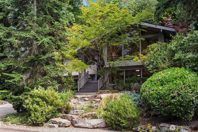 Property photo for 6560 81st Avenue Se, Mercer Island