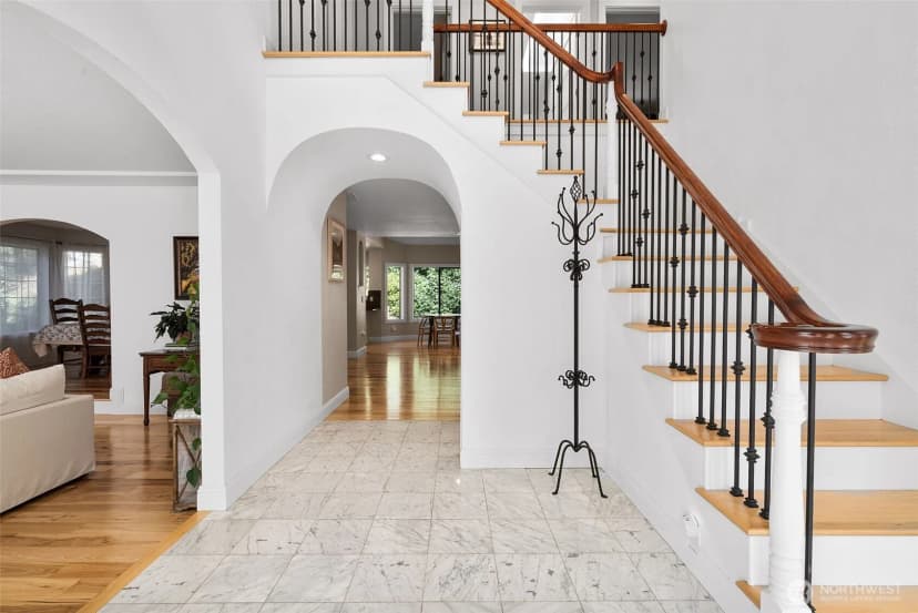 Property photo for 11401 Madera Circle Sw, Lakewood photo 6