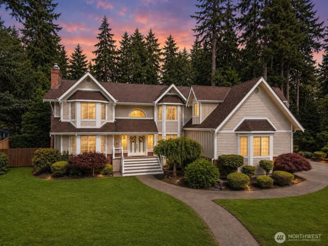 Property photo for 11401 Madera Circle Sw, Lakewood