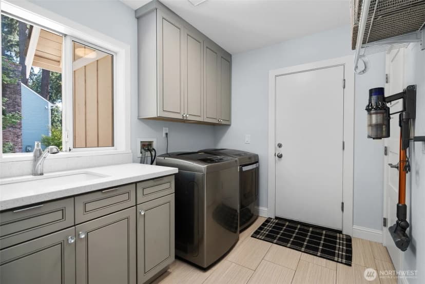 Property photo for 11401 Madera Circle Sw, Lakewood photo 33