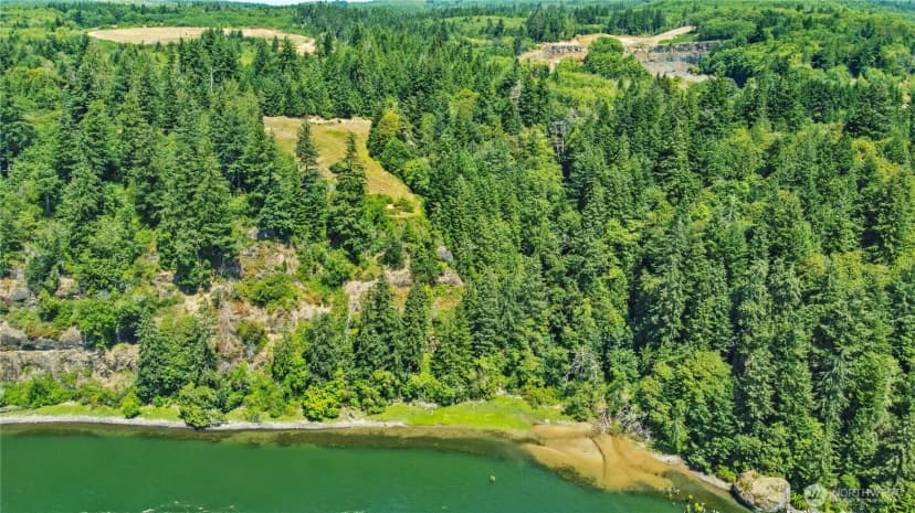 Property photo for 26 Riverview East Road, Cathlamet photo 5