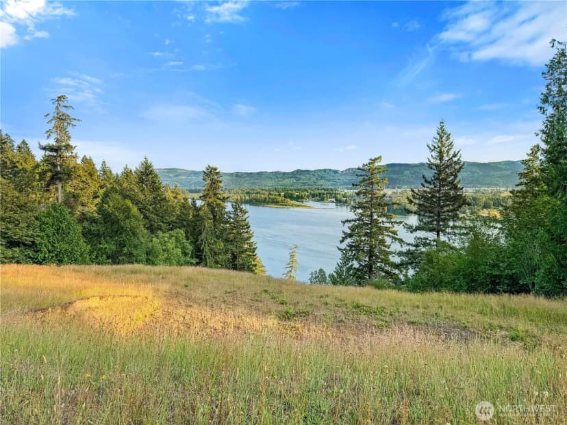 Property photo for 26 Riverview East Road, Cathlamet photo 30