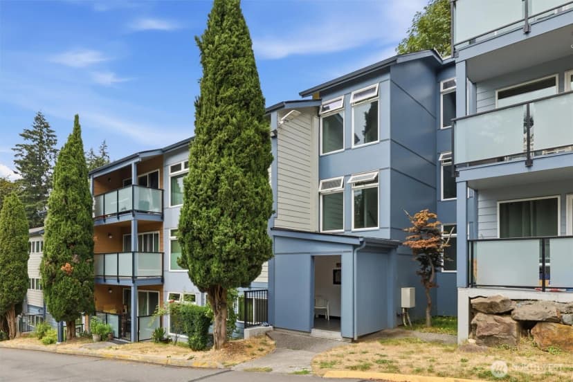 Property photo for 15142 65th Avenue S #313, Tukwila