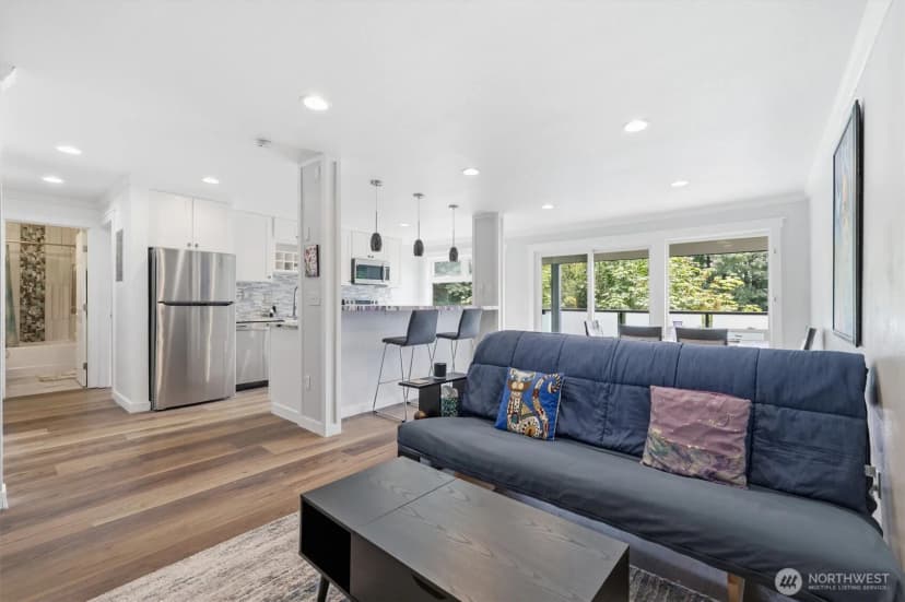 Property photo for 15142 65th Avenue S #313, Tukwila photo 7