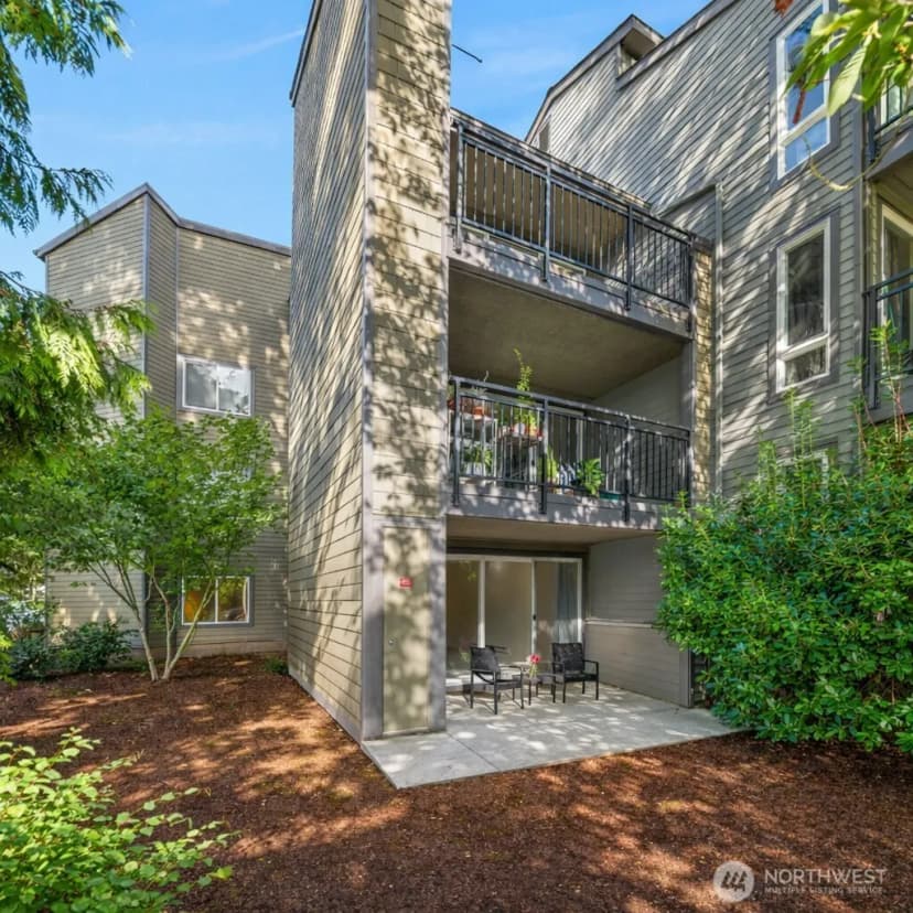 Property photo for 12014 98th Avenue Ne #101, Kirkland photo 8