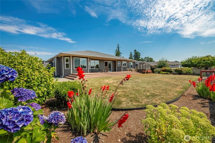 Property photo for 5479 Salish Road, Blaine