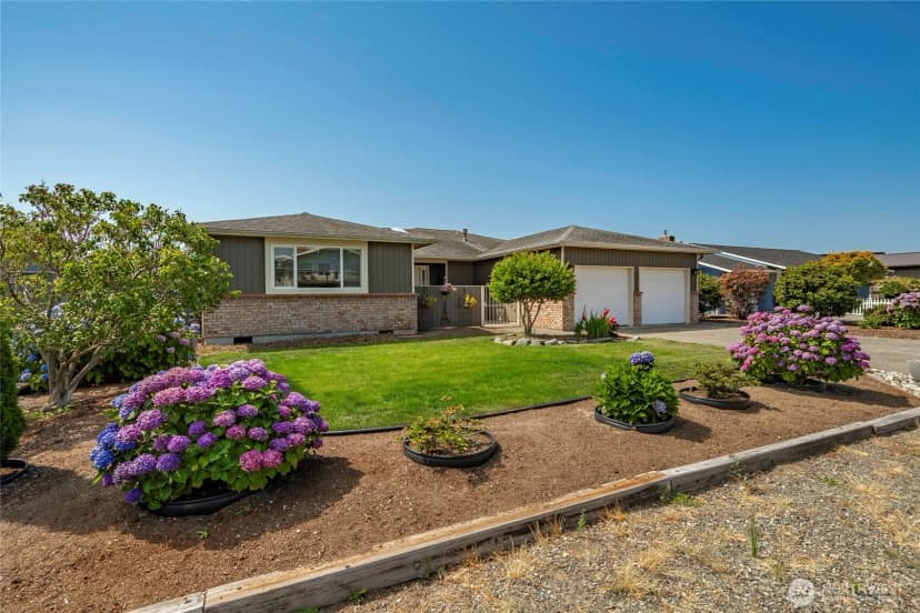 Property photo for 5479 Salish Road, Blaine photo 2