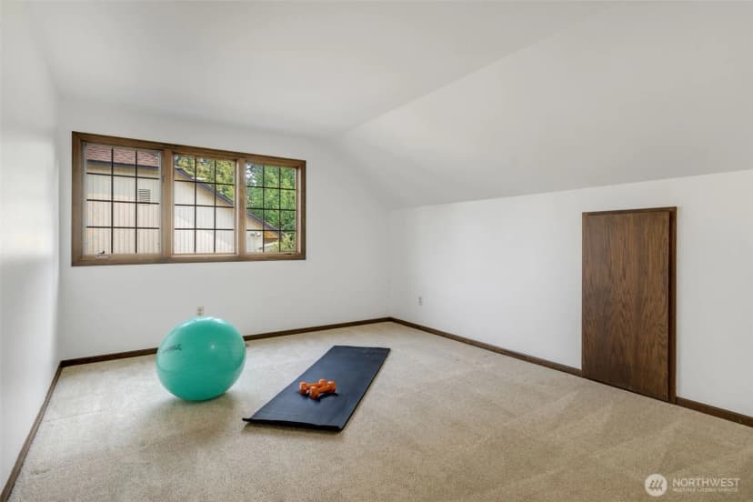 Property photo for 15155 Ne 6th Street, Bellevue photo 30