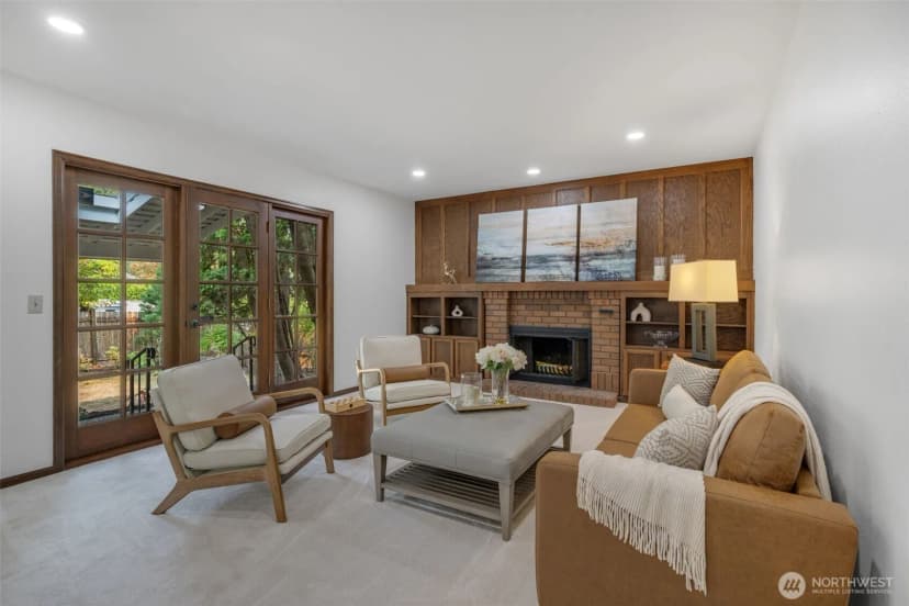 Property photo for 15155 Ne 6th Street, Bellevue photo 15
