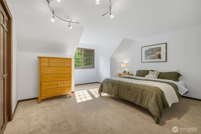 Property photo for 15155 Ne 6th Street, Bellevue photo 26