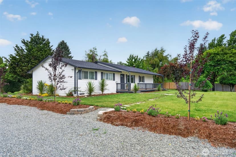 Property photo for 40211 212th Avenue Se, Enumclaw photo 4
