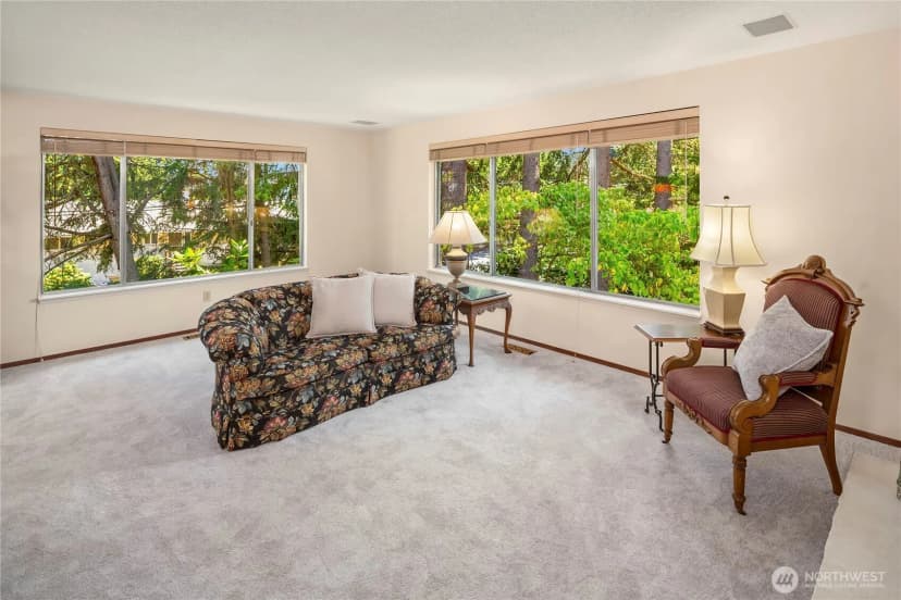 Property photo for 344 S 183rd Street, Burien photo 3