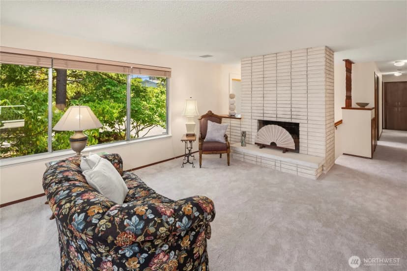 Property photo for 344 S 183rd Street, Burien photo 4
