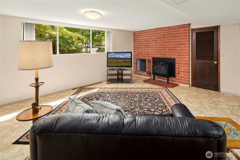 Property photo for 344 S 183rd Street, Burien photo 16