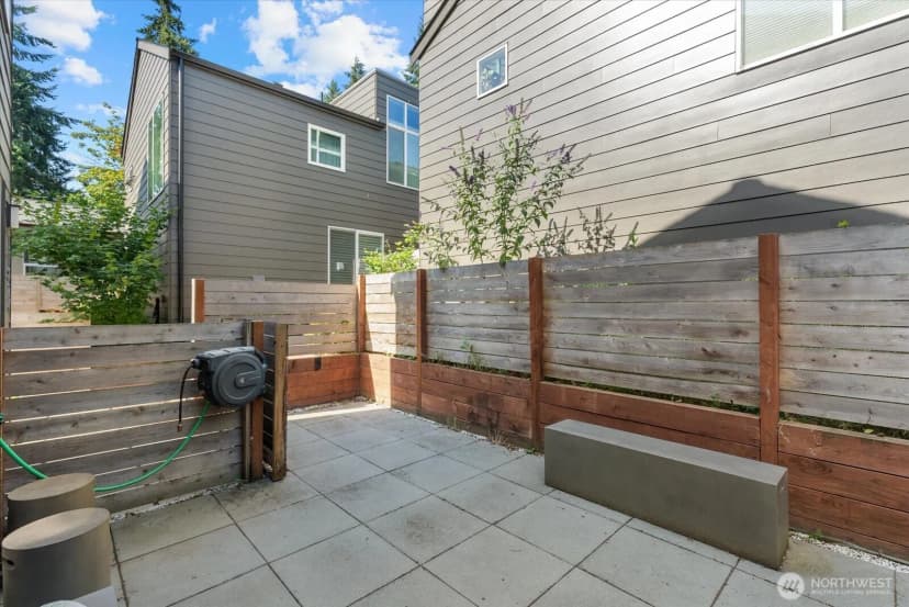 Property photo for 11824 31st Place Ne, Seattle photo 15