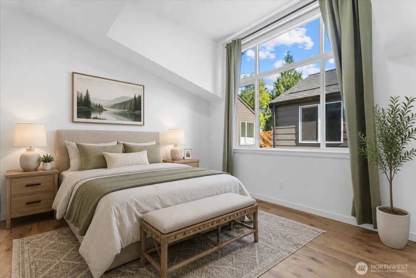 Property photo for 11824 31st Place Ne, Seattle photo 8