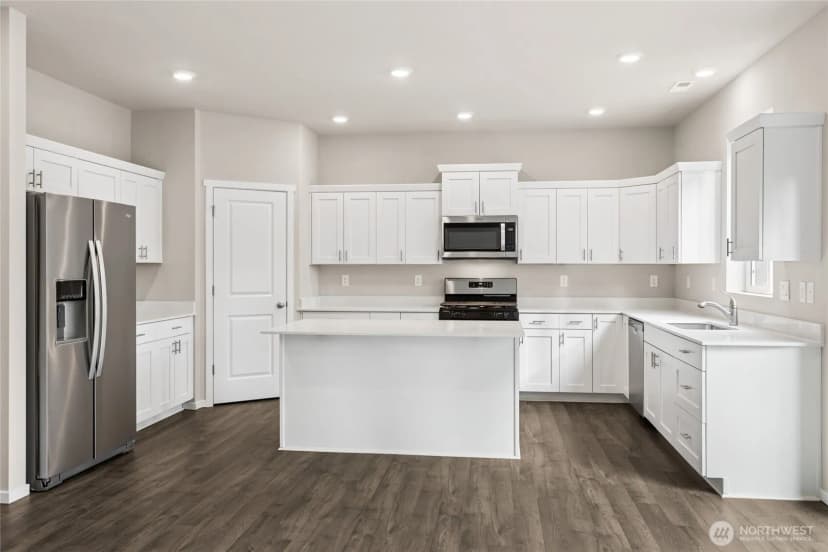 Property photo for 2211 Boxcar Street Ne #156, Olympia photo 2