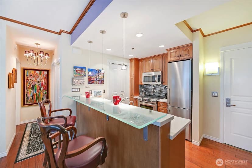 Property photo for 2801 1st Avenue #208, Seattle photo 3