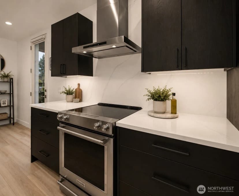 Property photo for 727 Belmont Avenue E, Seattle photo 10