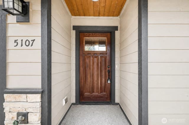 Property photo for 5107 Nw Cannon Circle, Silverdale photo 2